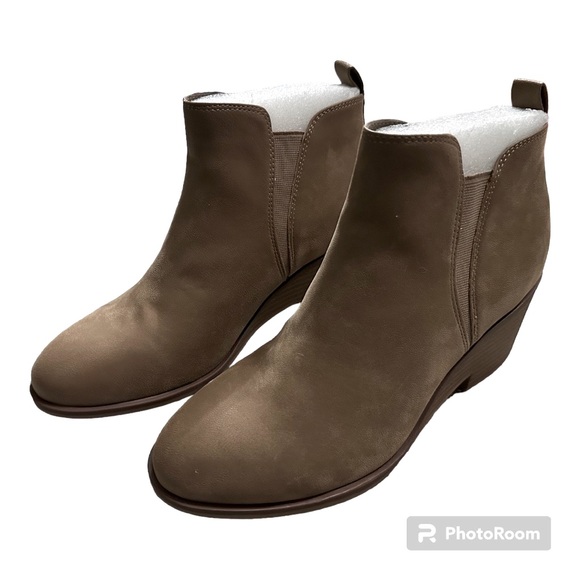 MIA Taupe Booties - Picture 2 of 5